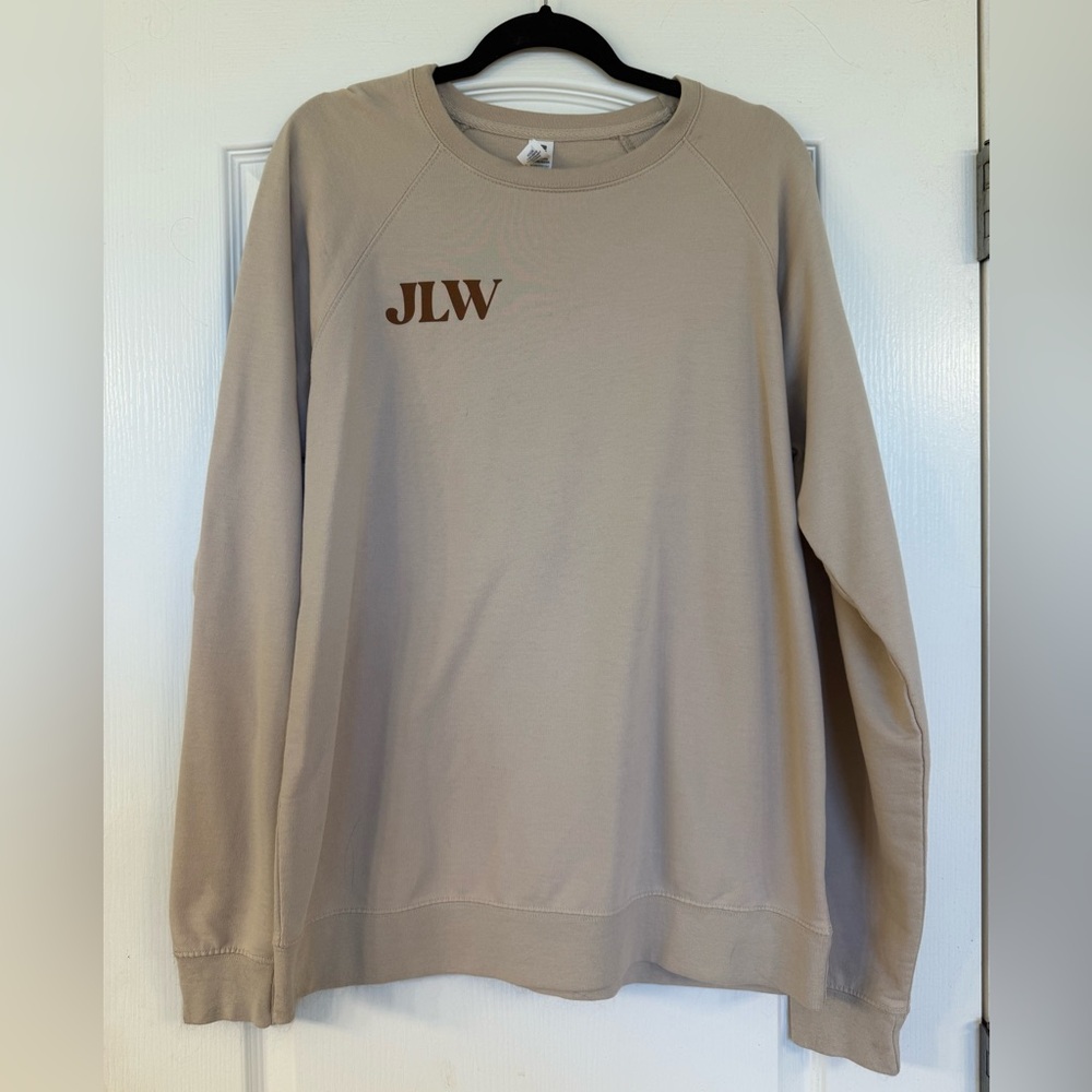 Jamie Lin Wilson Tan Sweatshirt. Size XL
